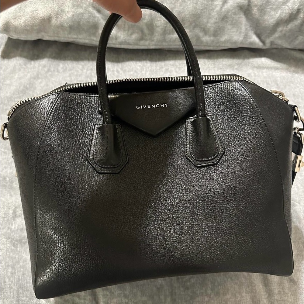 Givenchy Antigona Black Tote Bag